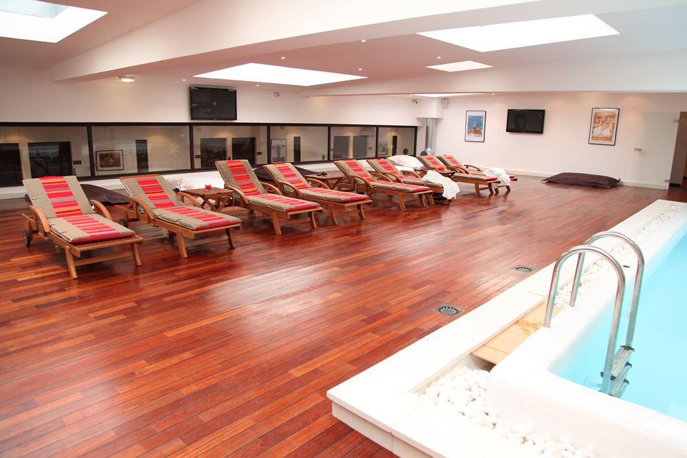 Zenia Hotel & Spa كامبراي المظهر الخارجي الصورة